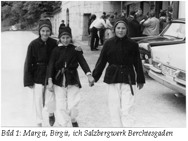 Textfeld:  
Bild 5: Margit, Birgit, ich Salzbergwerk Berchtesgaden
